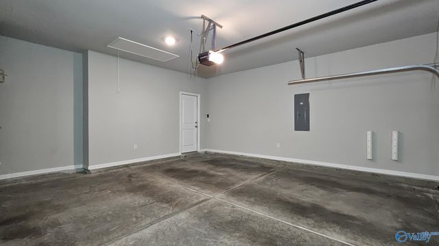 14783 London Lane, Athens, AL 35613