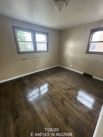 3827 W Hayford Street, Chicago, IL 60652