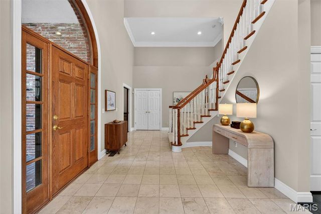 11 Fielding Road, Ladue, MO 63124