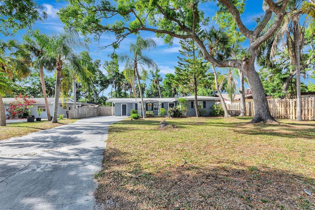 2510 51ST AVENUE TERRACE W, Bradenton, FL 34207