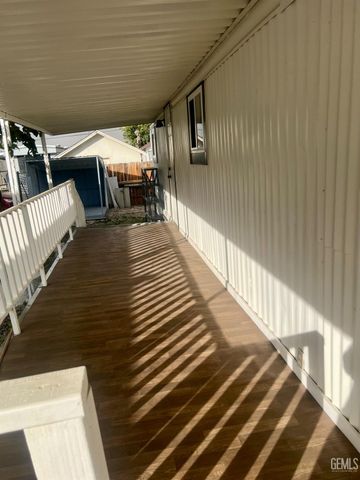 3219 Gulf Street 28, Bakersfield, CA 93308