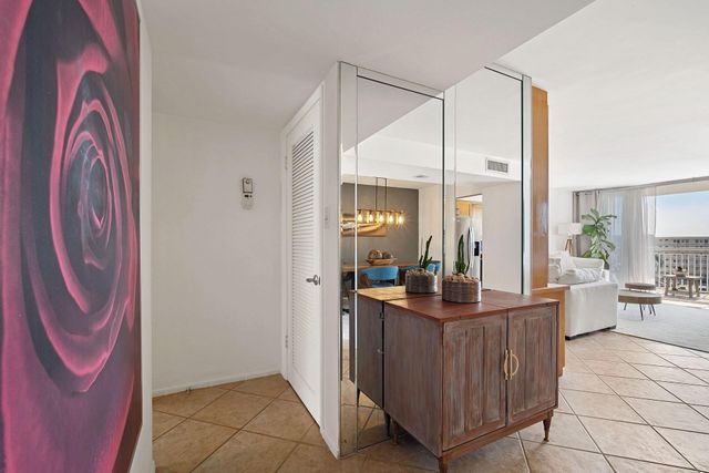 18021 Biscayne Boulevard 504, Aventura, FL 33160