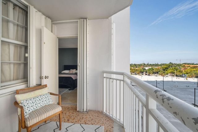 18021 Biscayne Boulevard 504, Aventura, FL 33160