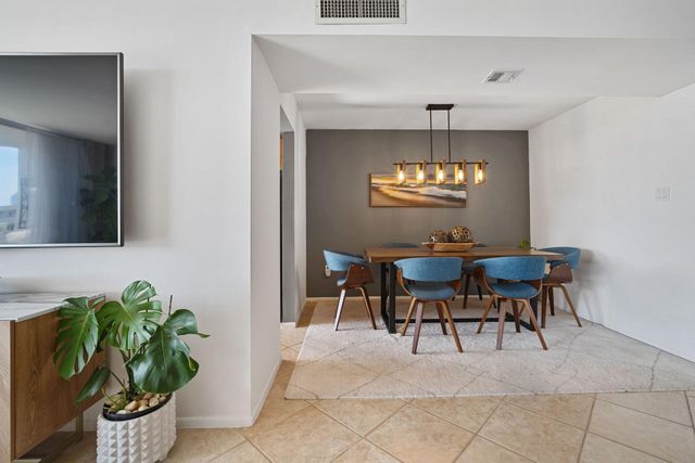 18021 Biscayne Boulevard 504, Aventura, FL 33160