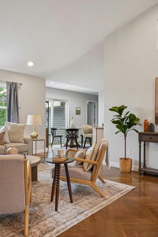 N64W13863 Cobblestone DRIVE, Menomonee Falls, WI 53051