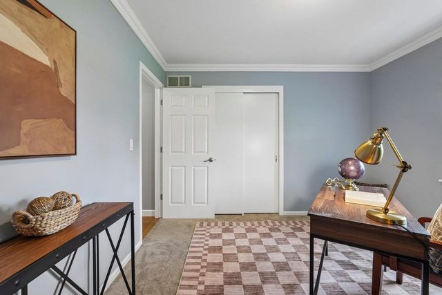 N64W13863 Cobblestone DRIVE, Menomonee Falls, WI 53051