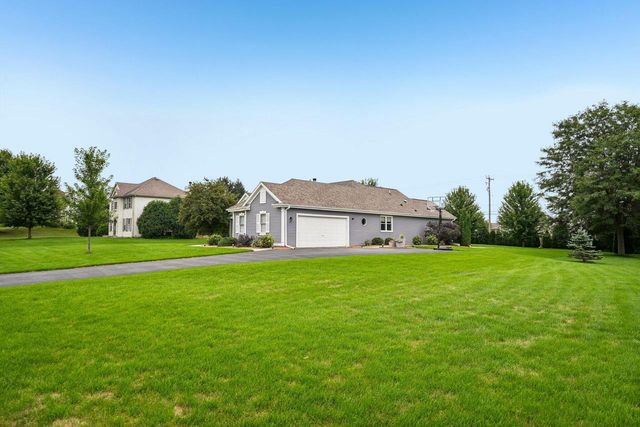 N64W13863 Cobblestone DRIVE, Menomonee Falls, WI 53051