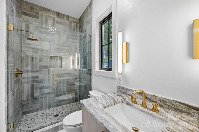 519 Rock Spring Circle, Sugar Mountain, NC 28604