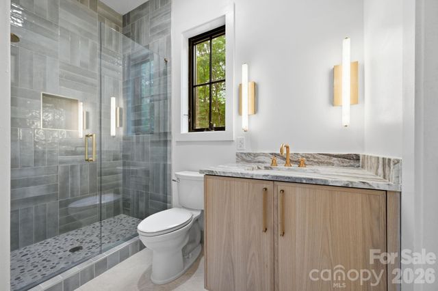 519 Rock Spring Circle, Sugar Mountain, NC 28604