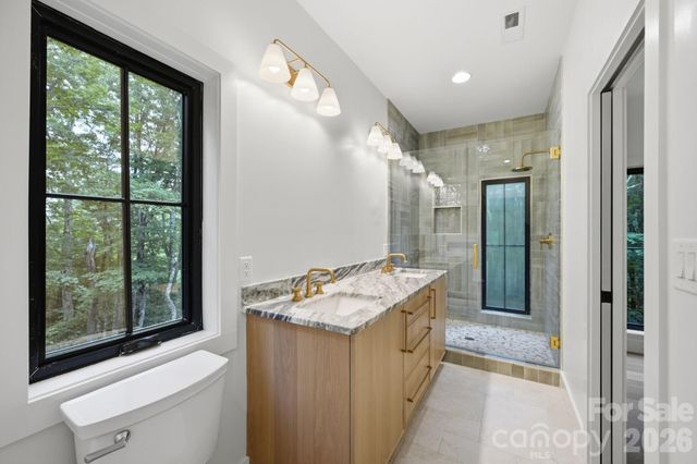 519 Rock Spring Circle, Sugar Mountain, NC 28604