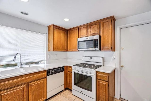 205 Camino Entrada, Chula Vista, CA 91910