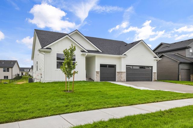 511 NE 59th Street, Ankeny, IA 50021
