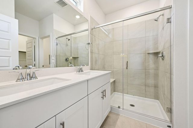 622 Sand Dollar Drive, Kemah, TX 77565