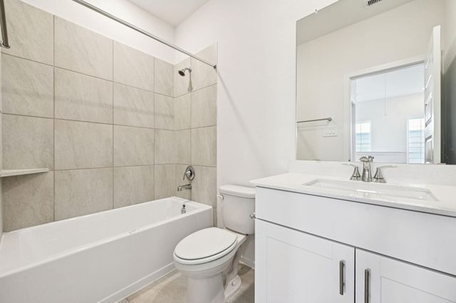 622 Sand Dollar Drive, Kemah, TX 77565