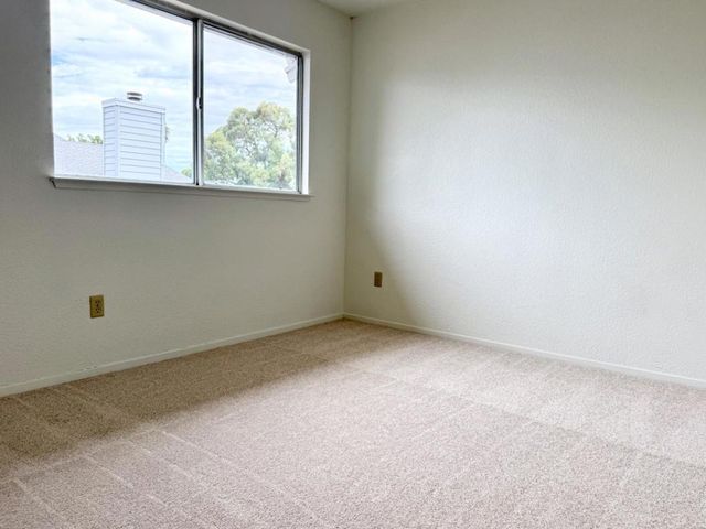 127 Harris Circle, Bay Point, CA 94565