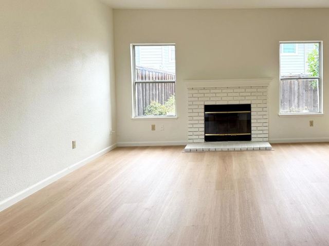 127 Harris Circle, Bay Point, CA 94565