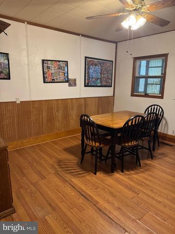 751 W PINE ST, Frackville, PA 17931