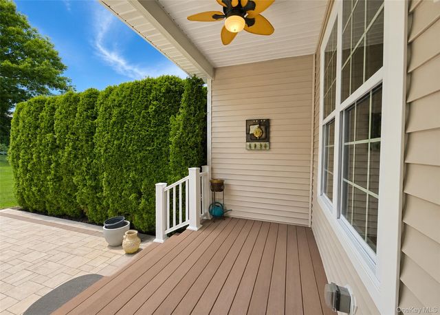 27 Toni Court, Center Moriches, NY 11934
