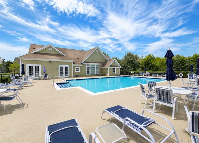 27 Toni Court, Center Moriches, NY 11934