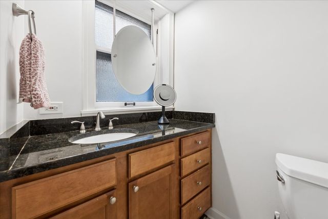 5802 S BLACKSTONE Avenue 1, Chicago, IL 60637