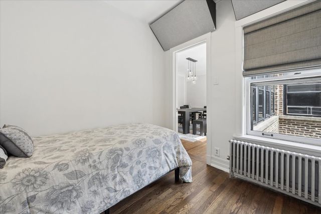 5802 S BLACKSTONE Avenue 1, Chicago, IL 60637