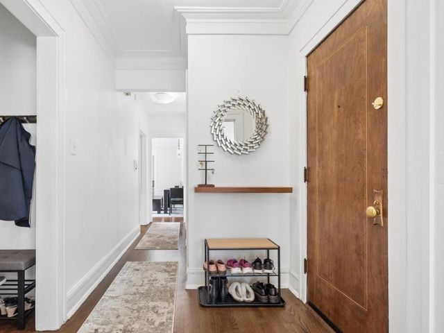 5802 S BLACKSTONE Avenue 1, Chicago, IL 60637