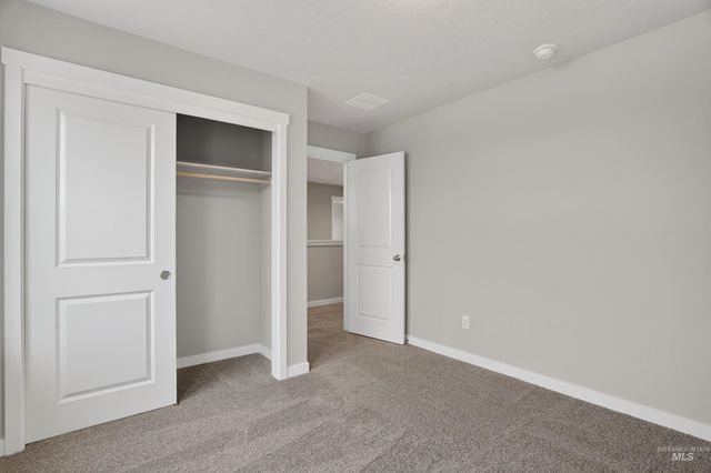 19317 Snowyside Way, Caldwell, ID 83605