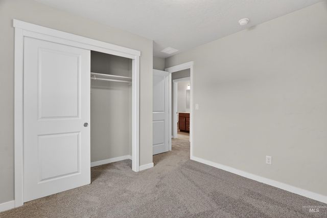 19317 Snowyside Way, Caldwell, ID 83605