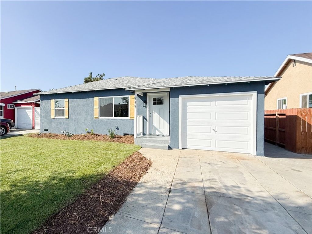 917 W 130th Street, Compton, CA 90222 — photo 2
