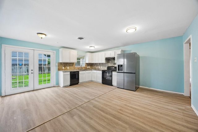 3511 Dreyfus Street, Houston, TX 77021