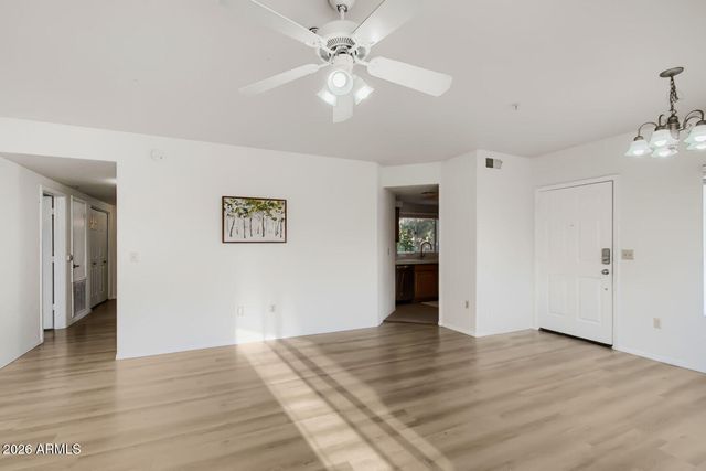1825 W Ray Road Apt 2125, Chandler, AZ 85224