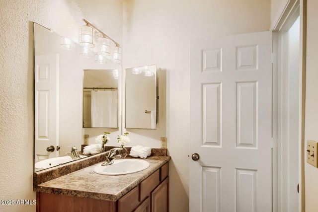 1825 W Ray Road Apt 2125, Chandler, AZ 85224