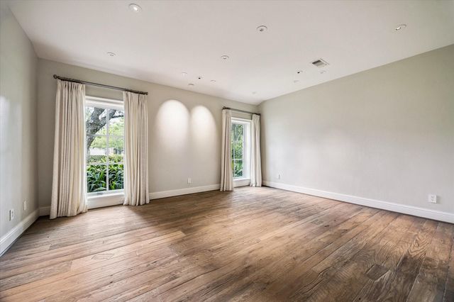 1 Gage Court, Houston, TX 77024