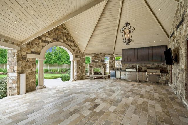 1 Gage Court, Houston, TX 77024
