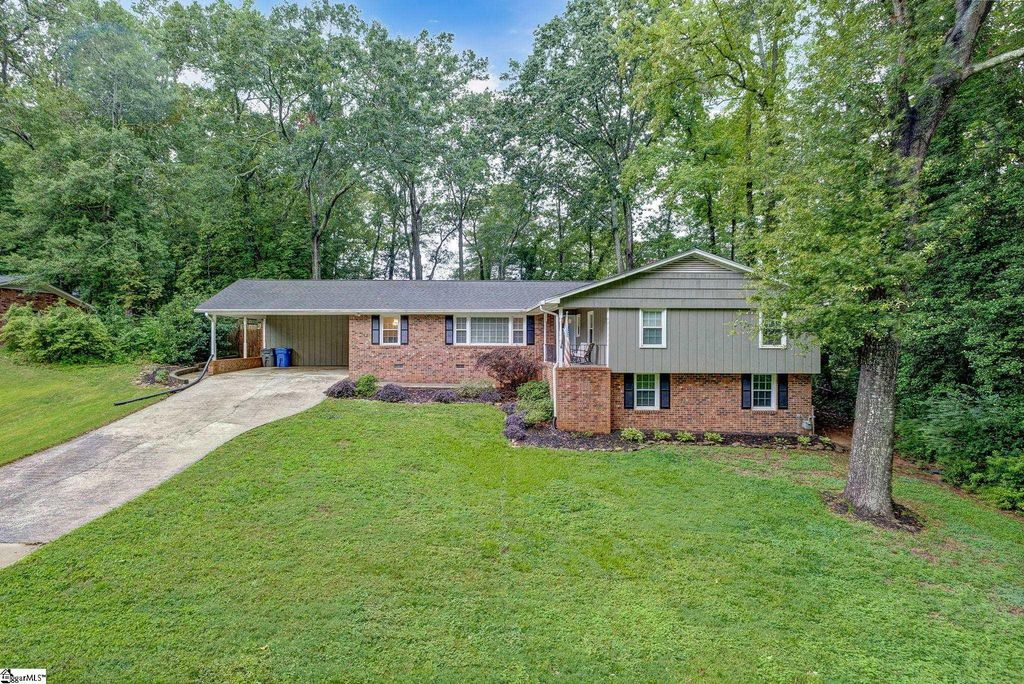517 Kenilworth Drive, Greenville, SC 29615