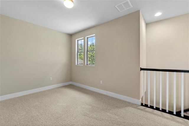 1709 Lawrence ST 5, Austin, TX 78741