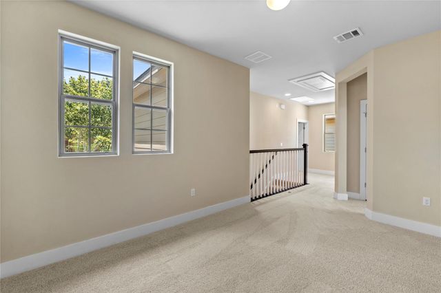 1709 Lawrence ST 5, Austin, TX 78741