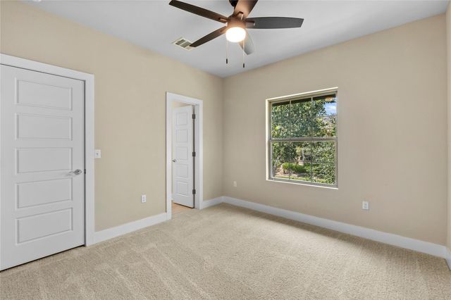 1709 Lawrence ST 5, Austin, TX 78741