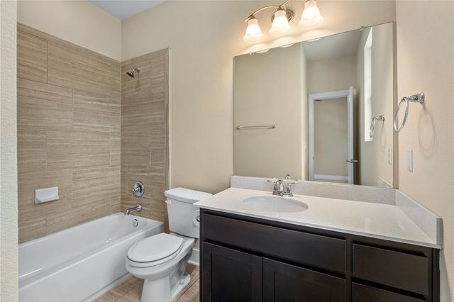 1709 Lawrence ST 5, Austin, TX 78741