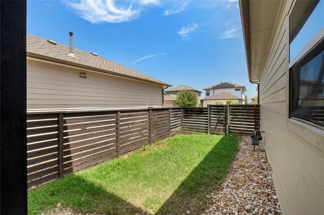 1709 Lawrence ST 5, Austin, TX 78741