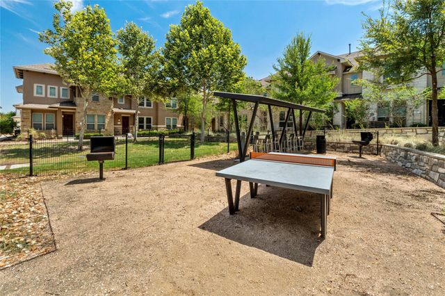 1709 Lawrence ST 5, Austin, TX 78741