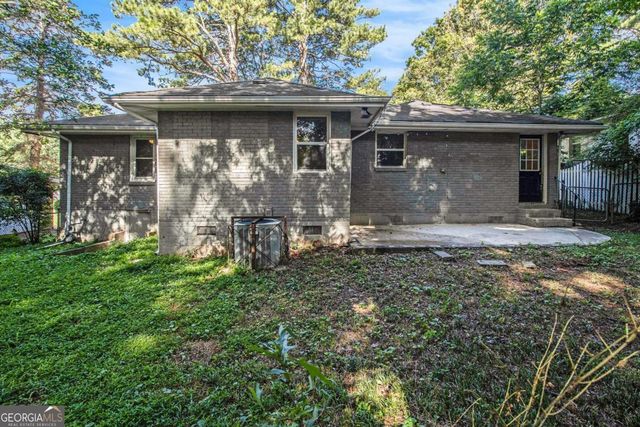 1686 Derrill Drive, Decatur, GA 30032