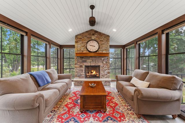947 Sherman Road, Hudson, WI 54016
