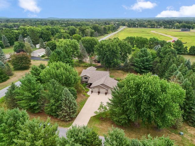 947 Sherman Road, Hudson, WI 54016