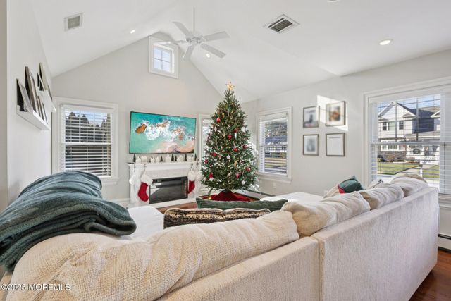 1412 Bay Plaza, Wall, NJ 07719