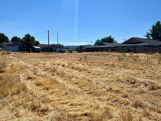 3444 Sonny Way lots 30-41, White City, OR 97503