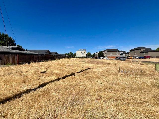 3444 Sonny Way lots 30-41, White City, OR 97503