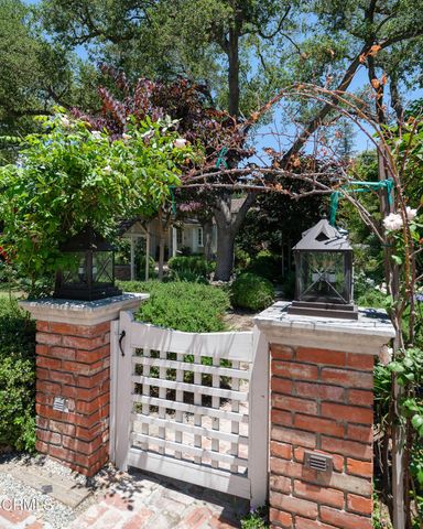 4904 Hampton Road, La Canada Flintridge, CA 91011
