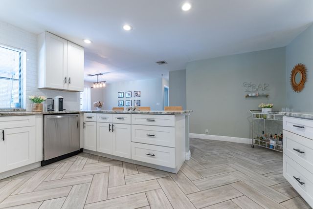 548 NW 45th Drive, Delray Beach, FL 33445