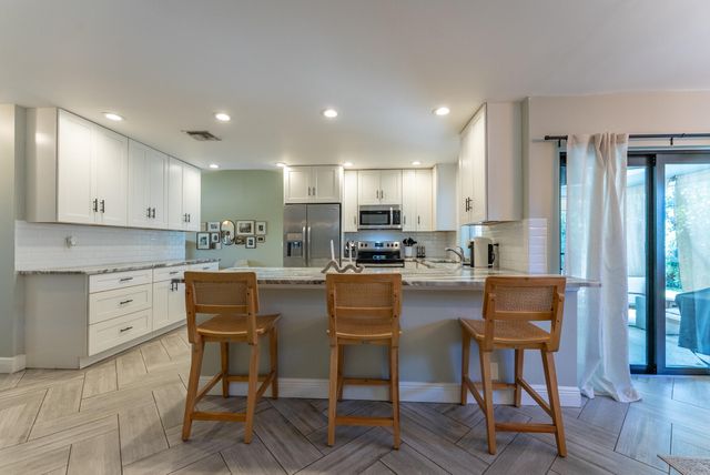 548 NW 45th Drive, Delray Beach, FL 33445